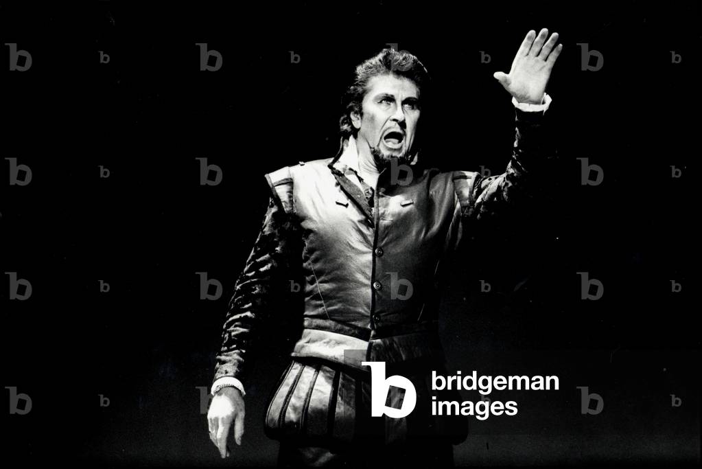 MILNES Sherrill playing 'Otello'
