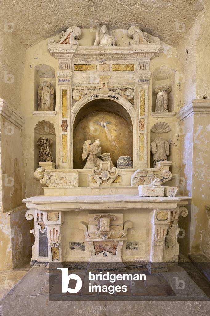 Altar inside the Church of San Pietro Barisano, Matera, Basilicata, Italy (photo)