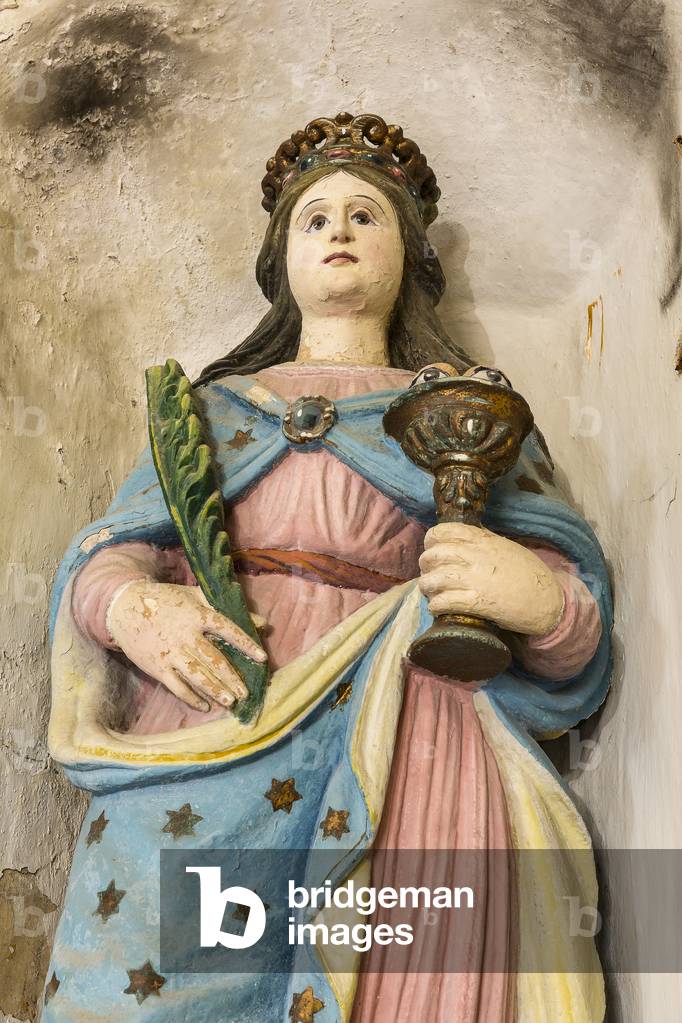 Rock church of Santa Lucia alle Malve, Matera, Basilicata, Italy, Altar of Saint Lucia (wooden statue of Saint Lucia) (photo)