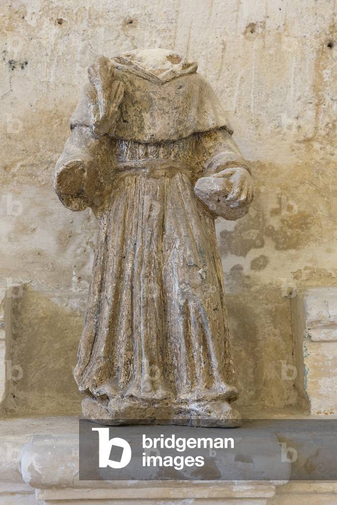 Matera, Basilicata, Italy, Altar of the Magdalene in the rock church of San Pietro Barisano (photo)