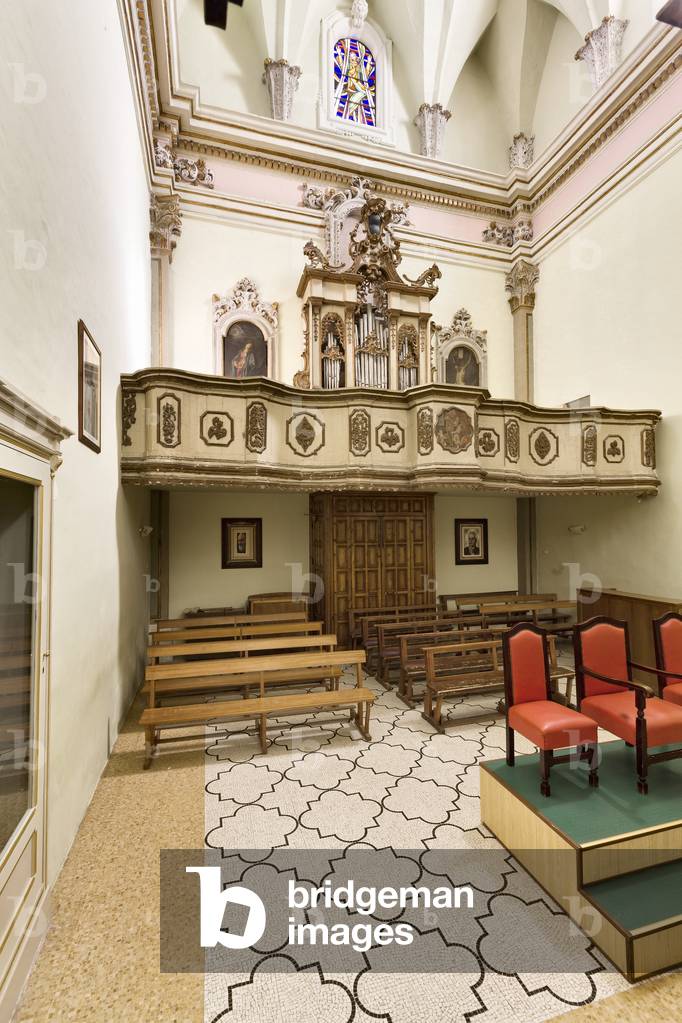 Church of the SS Salvatore, interior, Poggiardo, Lecce, Puglia (photo)