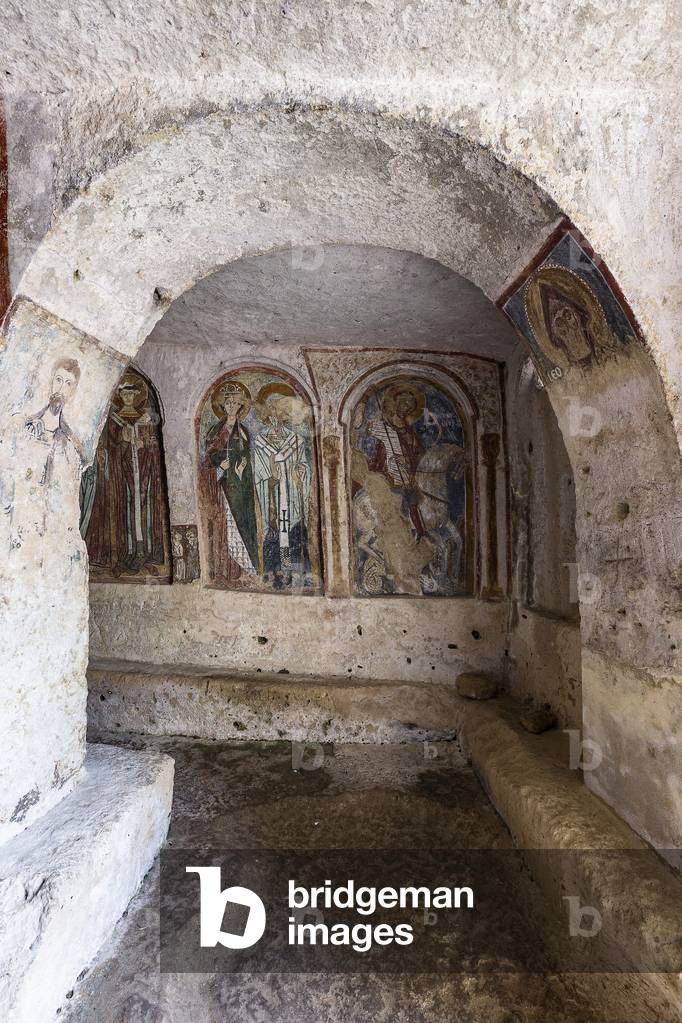 Mottola, Taranto, Puglia, Italy, Rock church of St. Nicholas, interior (photo)