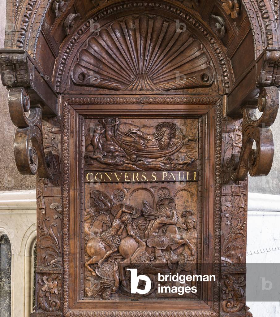 Altamura, Bari, Puglia, Italy, The Cathedral of Santa Maria Assunta, Episcopal throne, work of 1587, by master carver Colantonio Bonafida