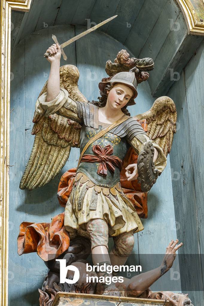 Massafra, Taranto, Puglia, Italy, Wooden statue of St. Michael in the Mother Church (photo)