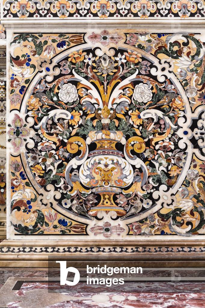 Cathedral of San Cataldo, Chapel of San Cataldo, altar of the Saint, Paliotto, detail, Taranto, Puglia (photo)