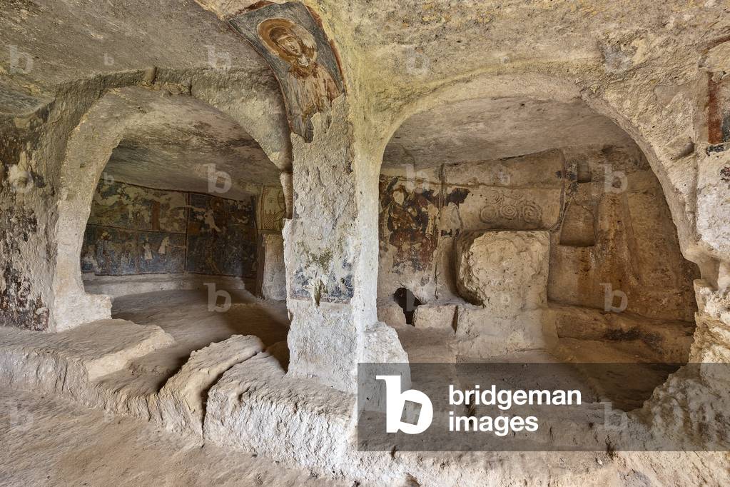 Mottola, Taranto, Puglia, Italy, Rock church of Santa Margherita, interior (photo)