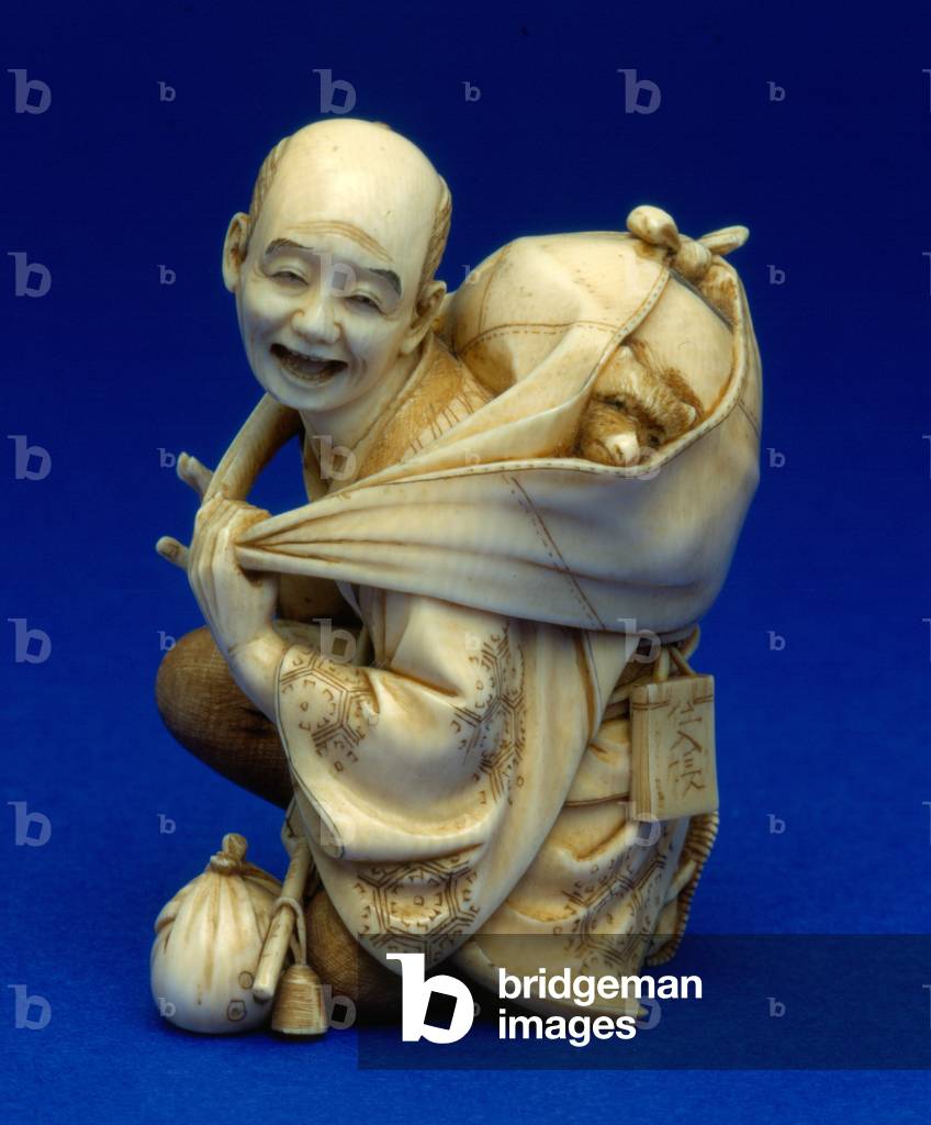 Japanese okimono (alcove ornament) - scene from Bumbuku Chagama (fortune-bringing teakettle), 1880-1900 (ivory)