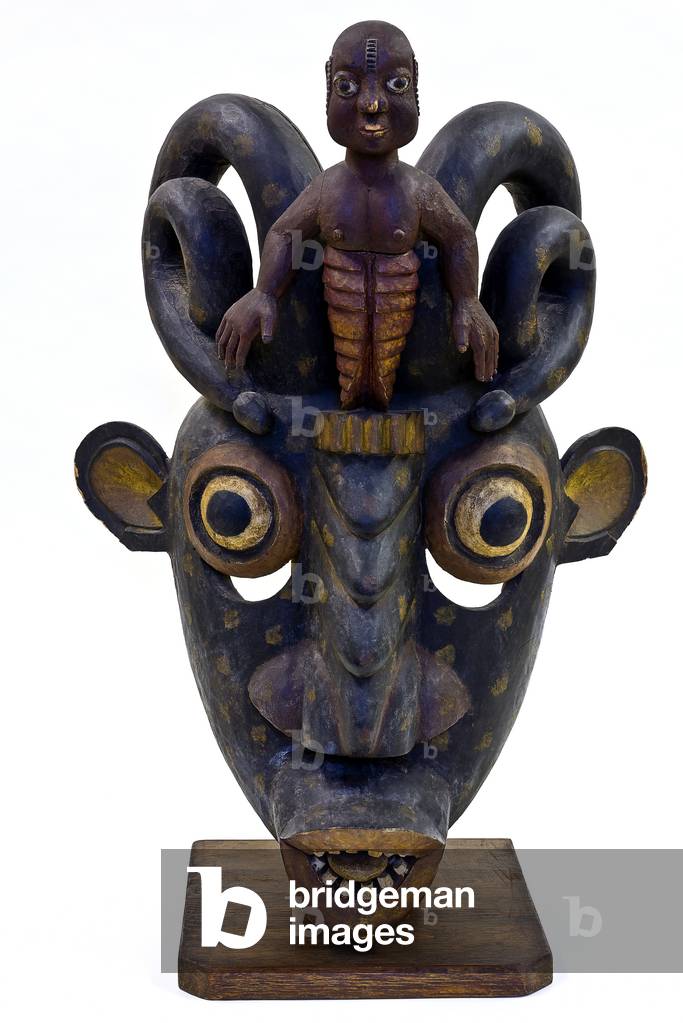 Mask from Nigeria, 1880-1950 (wood & paint)
