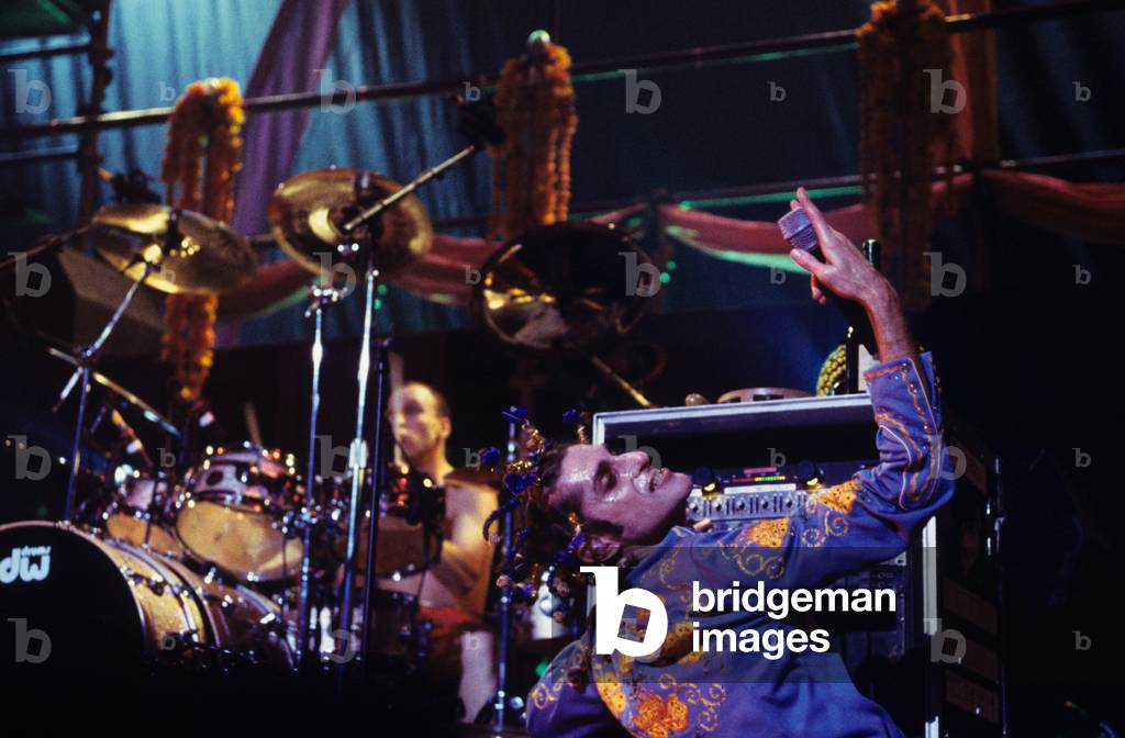 Jane's Addiction with lead