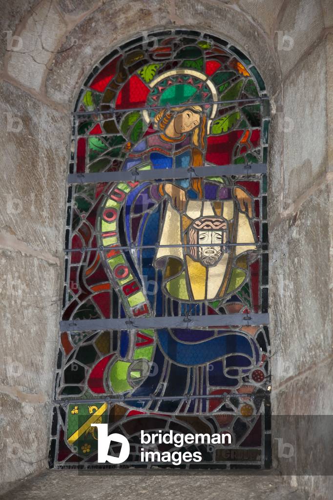 Stained glass window, Collegiate Notre-Dame Basilica, Beaune, France (photo)