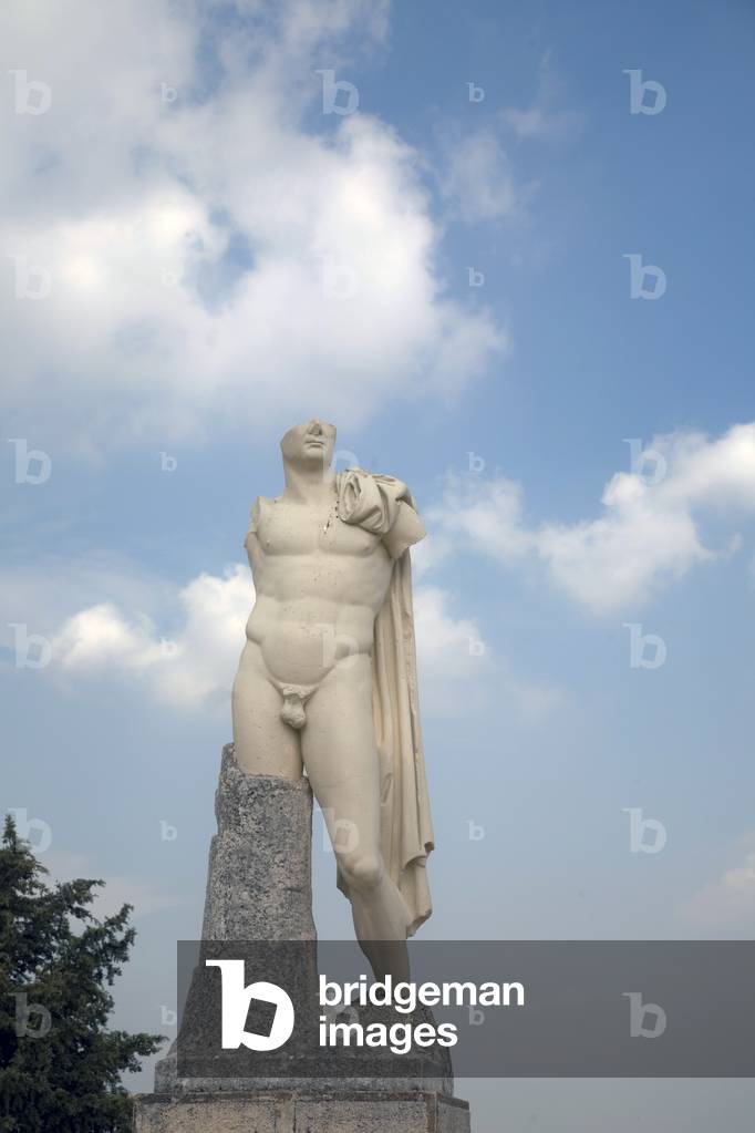 Statue of Emperor Trajan or Hadrian, Italica, Spain, 2007 (photo)