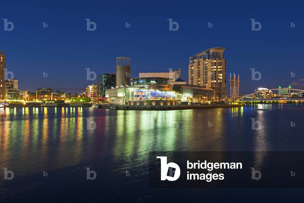 Lowry Theatre at night (photo)
