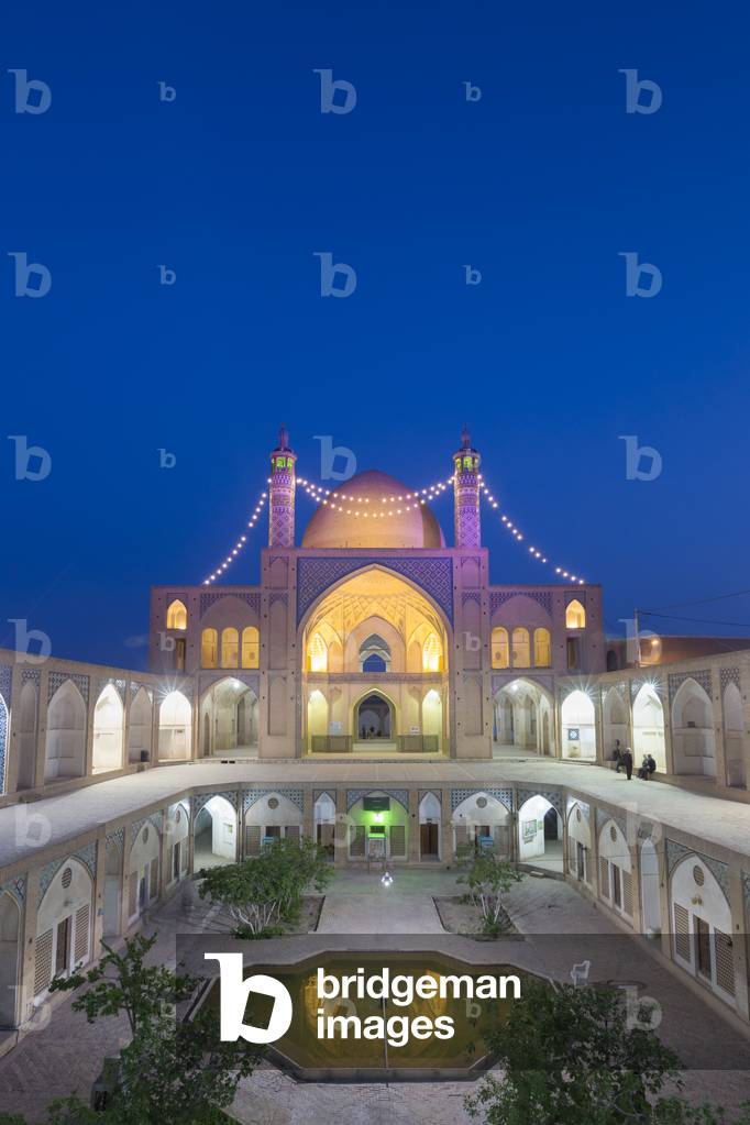 Mosque Masjed-e Agha Bozorg, Kashan, Iran (photo)