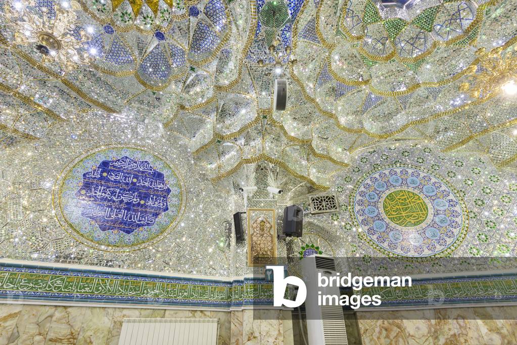 Emamzadeh Zeyd holy shrine, Grand Bazaar, Tehran, Iran (photo)