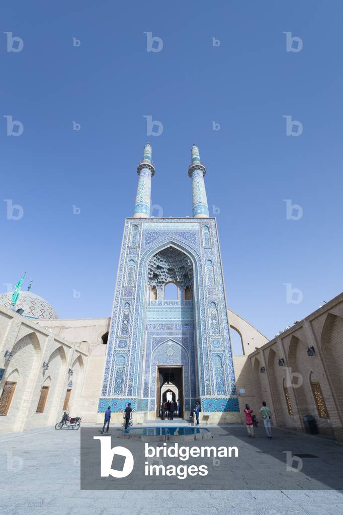 Masjed-e Jameh mosque or Friday mosque, Yazd, Iran (photo)