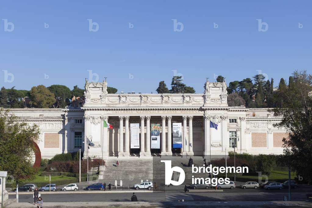 Facade of the National Gallery of Modern Art, Rome, Italy (photo)
