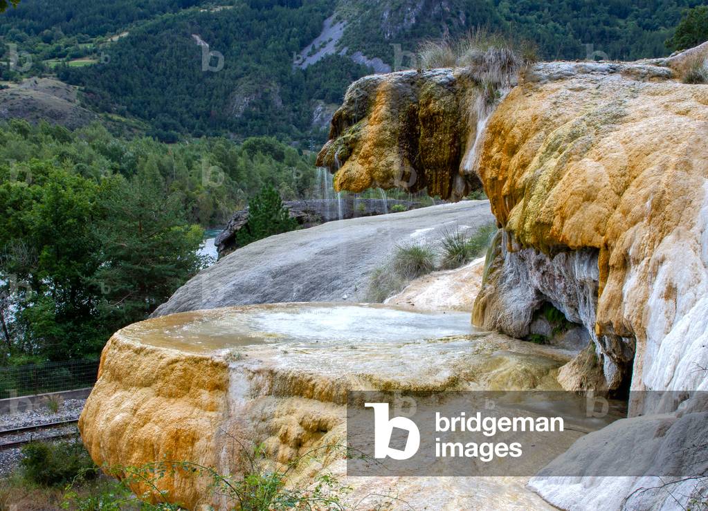 Durance Valley, Reotier, Petrifying Fountain, 2020