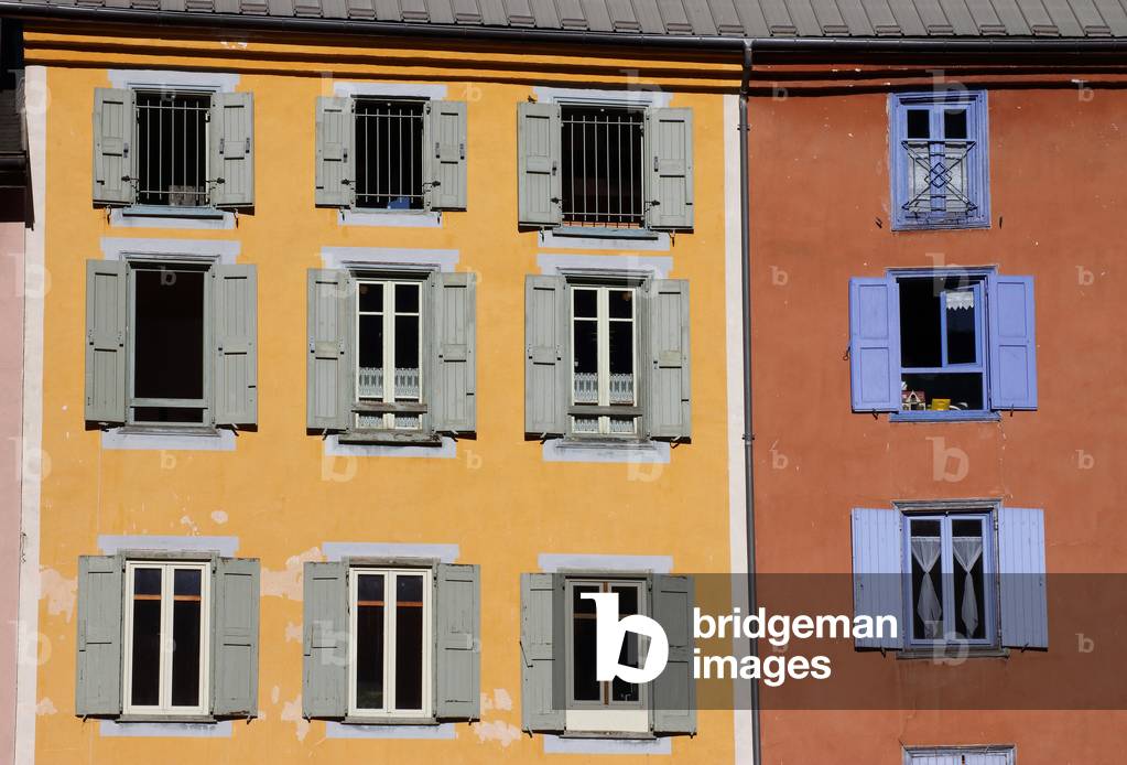 Briancon, House facades, old town, Provence-Alpes-Cote d'Azur, France, 2019 (photo)