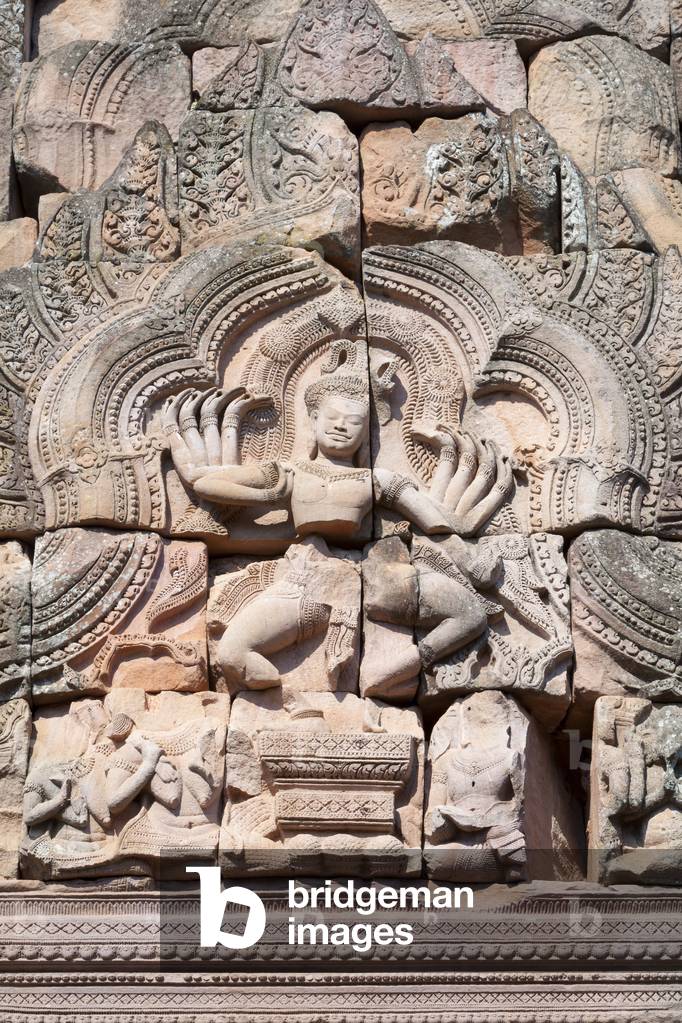 Pediment adhorning the doorway to the main tower depicting Shiva Nataraja or Hindu god in dancing posture, Prasat Hin Phanom Rung temple, Phanom Rung historical park, Buriram province, Thailand (photo)