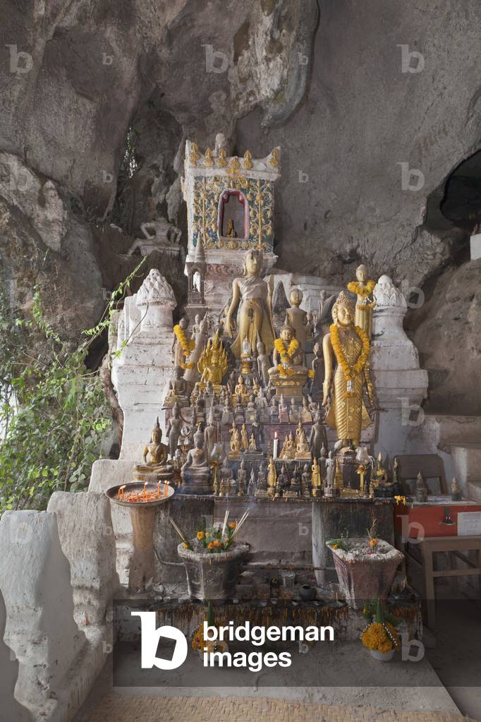 Holy Caves of Pak Ou along the Mekong River, Luang Prabang, Laos (photo)