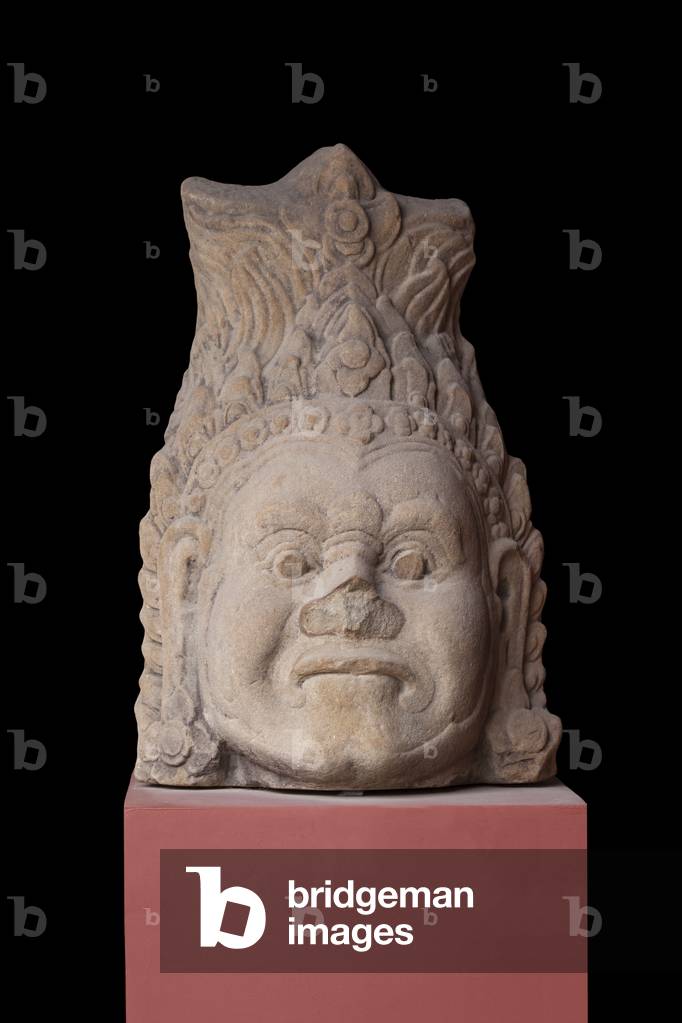 Head of Yaksa, from the gate of Angkor Thom, angkorian period, Bayon style, late 12th century, national museum of Cambodia, Phnom Penh,  Cambodia