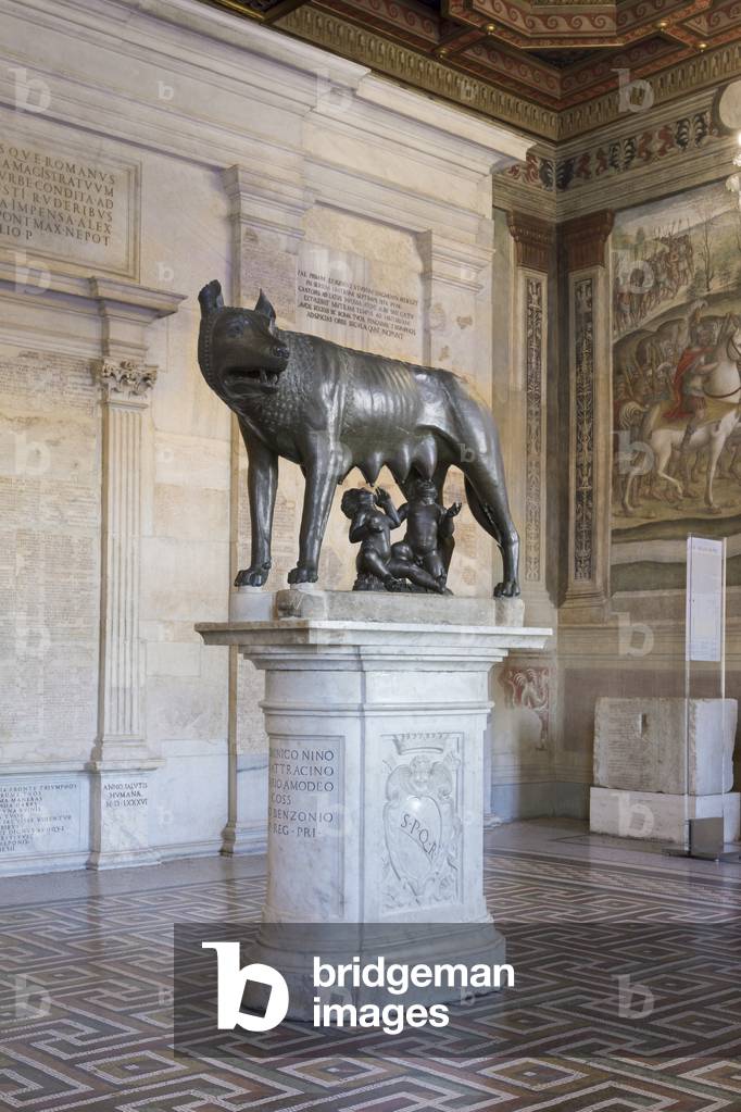 Capitoline wolf (bronze)