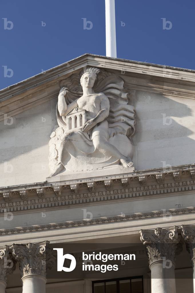 Ornament on the Facade of the Bank of England, City of London, England (photo)