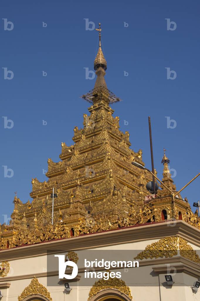 Thai Style Pagoda, Mahamuni Buddhist Pagoda, Mandalay, Mandalay Region, Myanmar (photo)