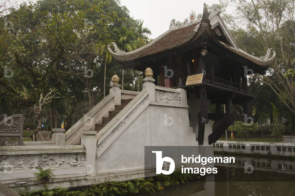 One Pillar Pagoda, Hanoi, Vietnam (photo)