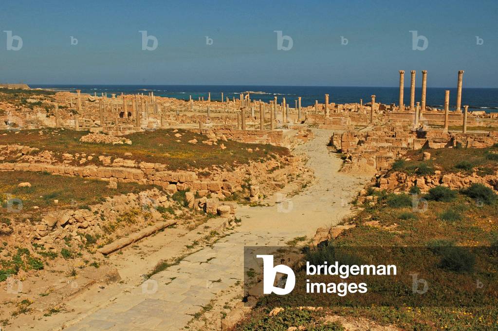 Libya, Sabratha (4th century Bcentury), view from Byzantine Gate showing Antonine and South Forum Temples at edge of the sea