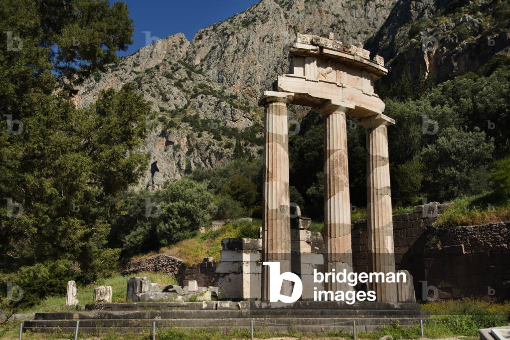 The Sanctuary of Athena Pronaia  the Tholos (4th Century AD), Delphi (??????),  Peloponnese, Greece (photo)