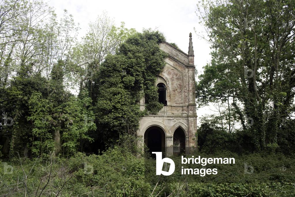 Shrine, Saletta Di Costanzana, Piedmont, Italy (photo)