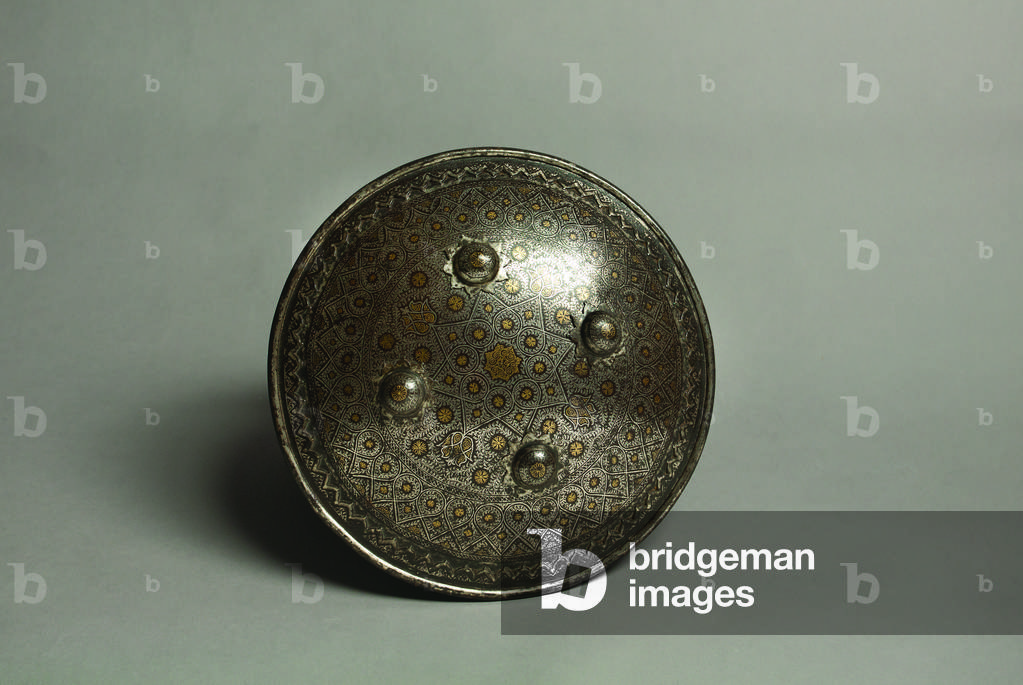 Buckler with geometric pattern (steel)