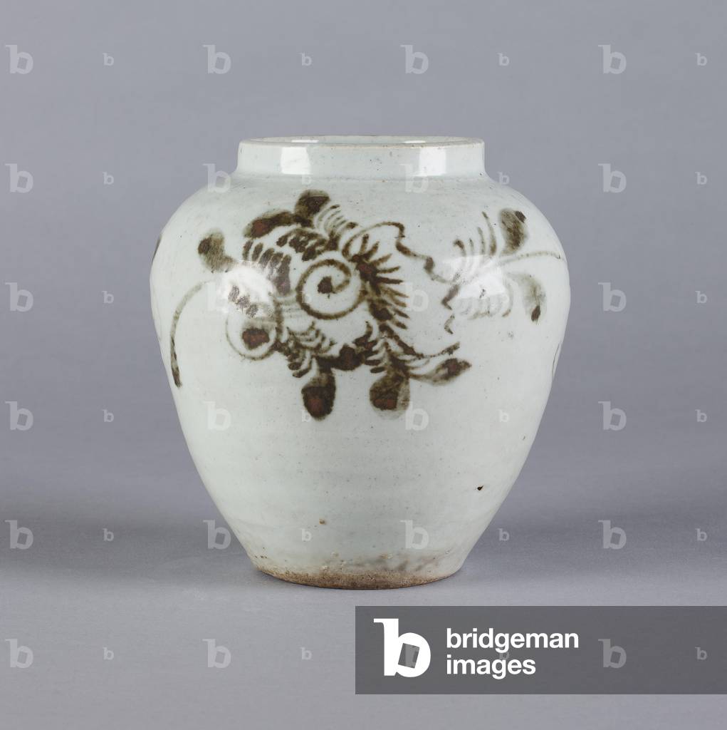 Jar with floral design, Yi dynasty, 1392-1910 (ceramic)