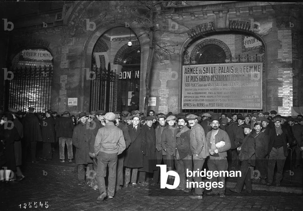 Soup Kitchen, Paris, France, 24th December 1927 (b/w photo)