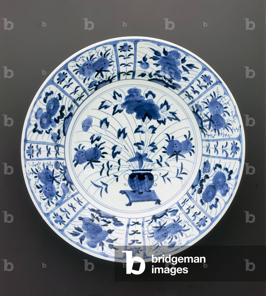 Large bowl (obachi), c.1660-90 (Hard paste porcelain)