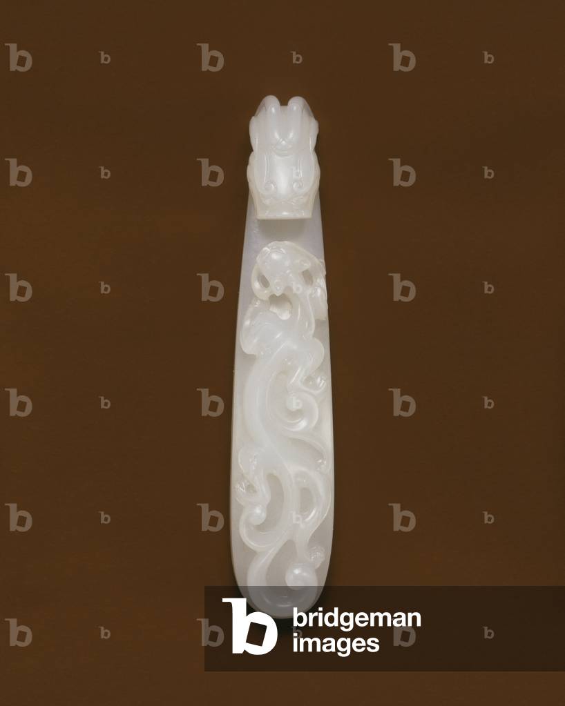 Garment Hook, late 13th-15th century (nephrite)