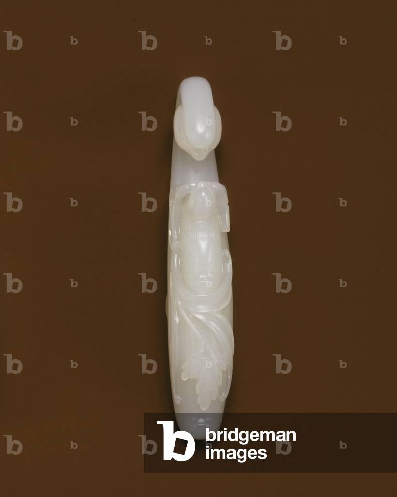 Garment Hook, 13th century - 15th century (nephrite)