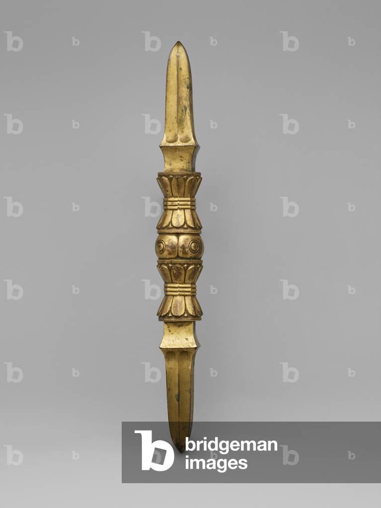 Single-pronged vajra (tokko sho), late 12th
century (gilded bronze)