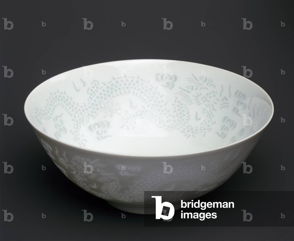 Bowl, 1736-95 (Hard paste porcelain)
