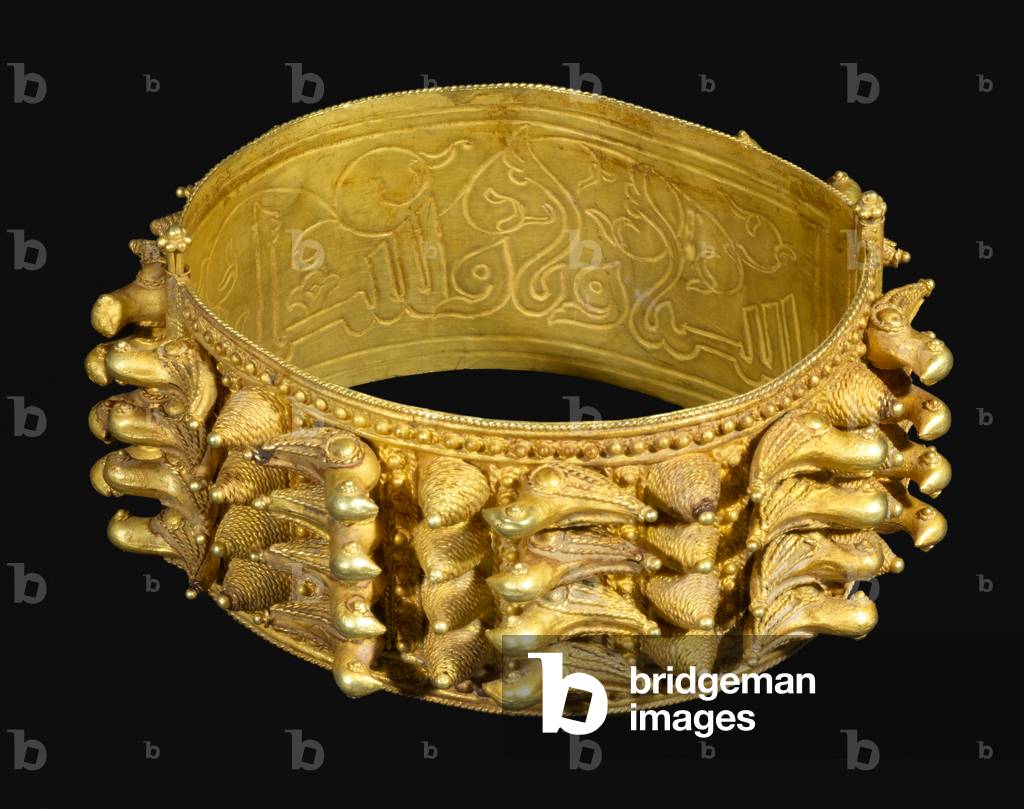 Dowry bracelet, c.1000-1100 (Cast and chased gold with granulation)