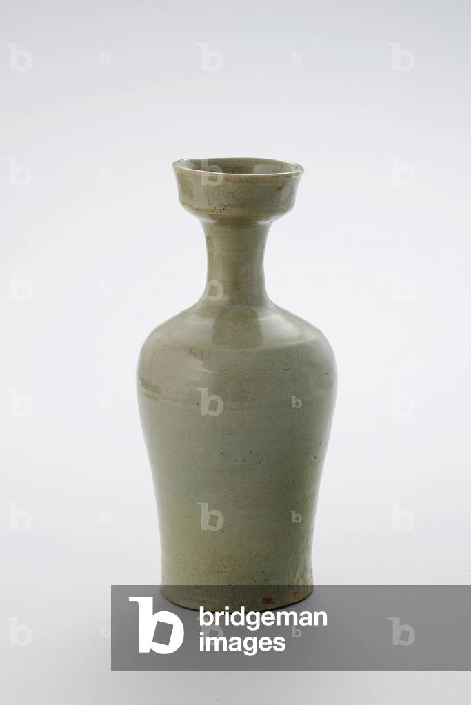 Vase (mae-byong), 12th century (Stoneware with celadon glaze)