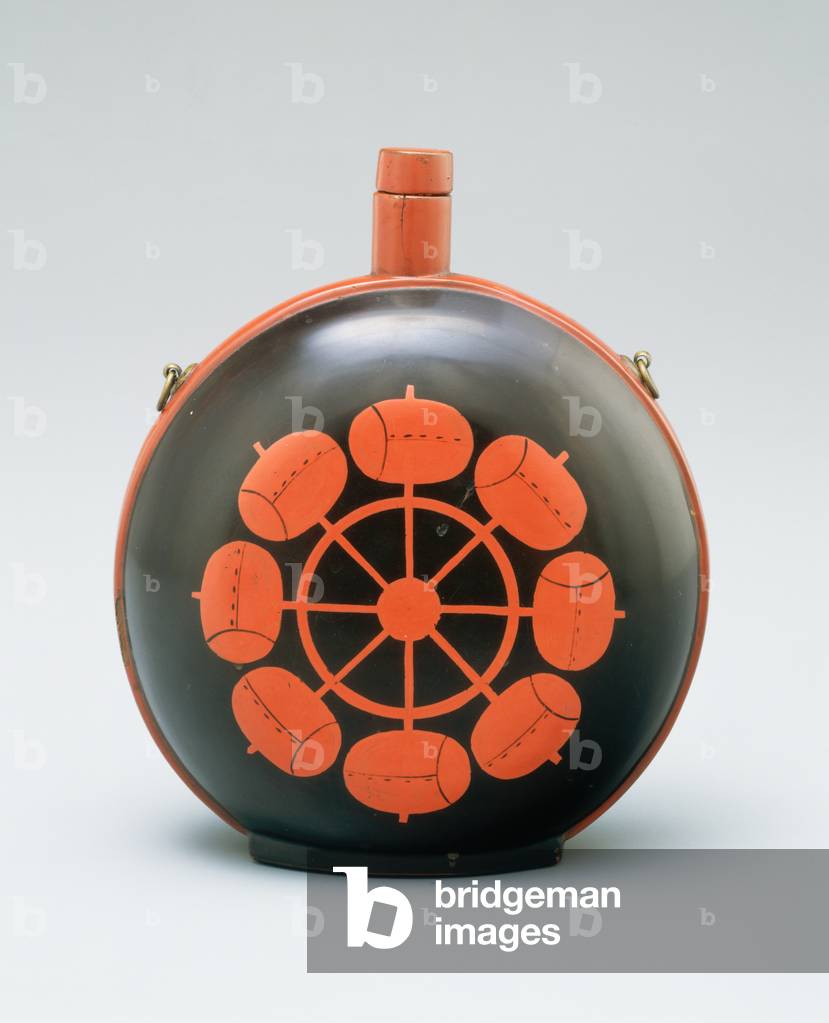 Sake flask and lid, 19th century (Wood with lacquer)
