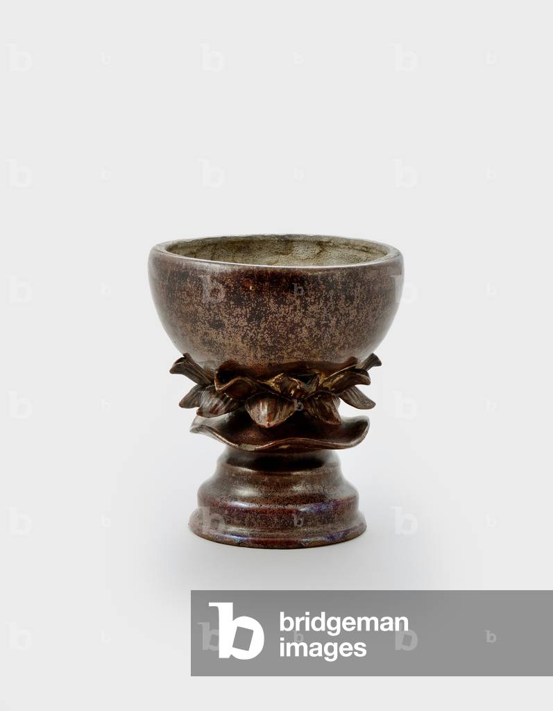 Incense burner: lotus cup, c.18th century (earthenware with glaze)