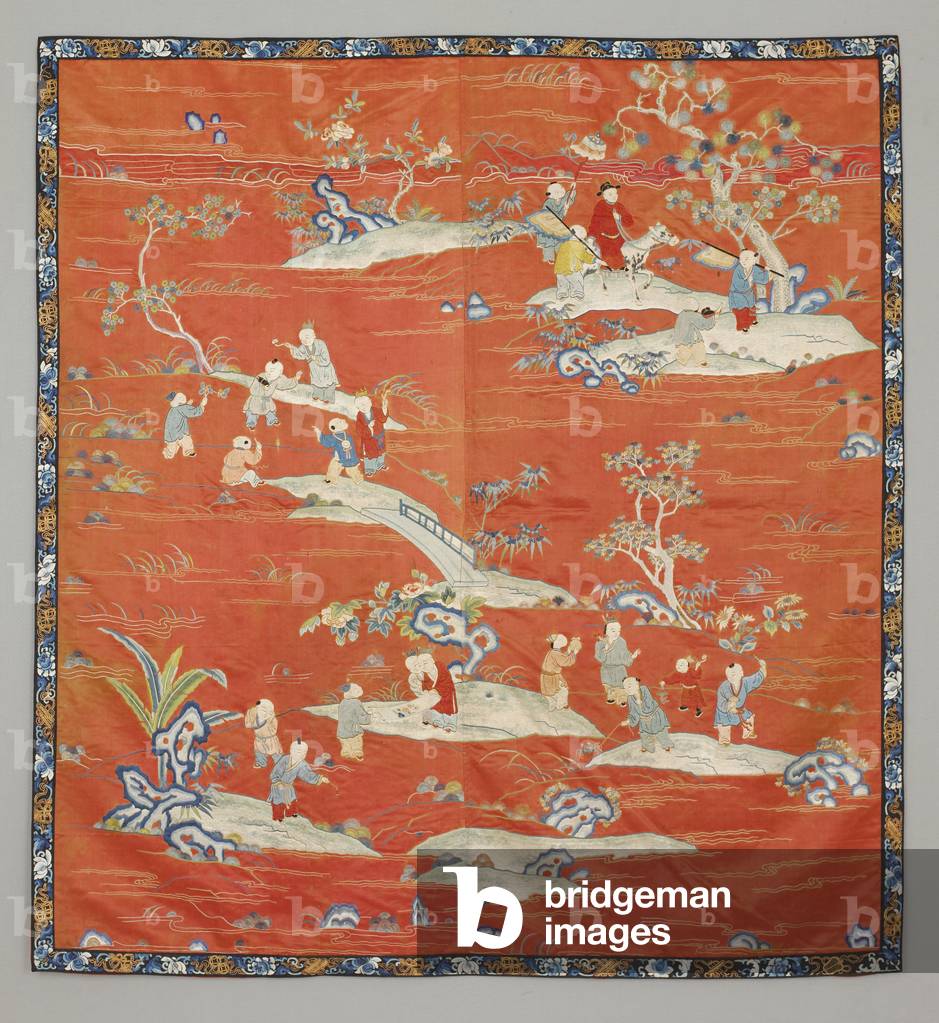 Red satin bed cover, 19th century (Silk cloth)