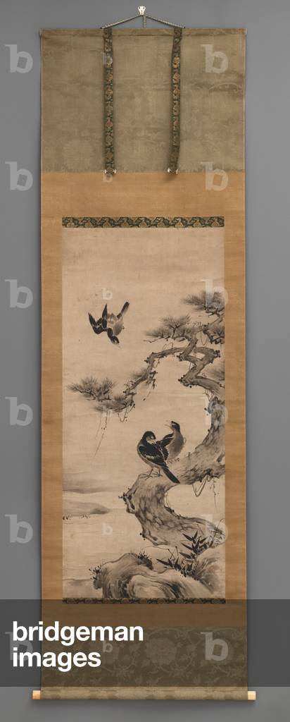 Birds and Pine tree, 16th century (Hanging scroll: ink and colour on paper, ivory
knobs)