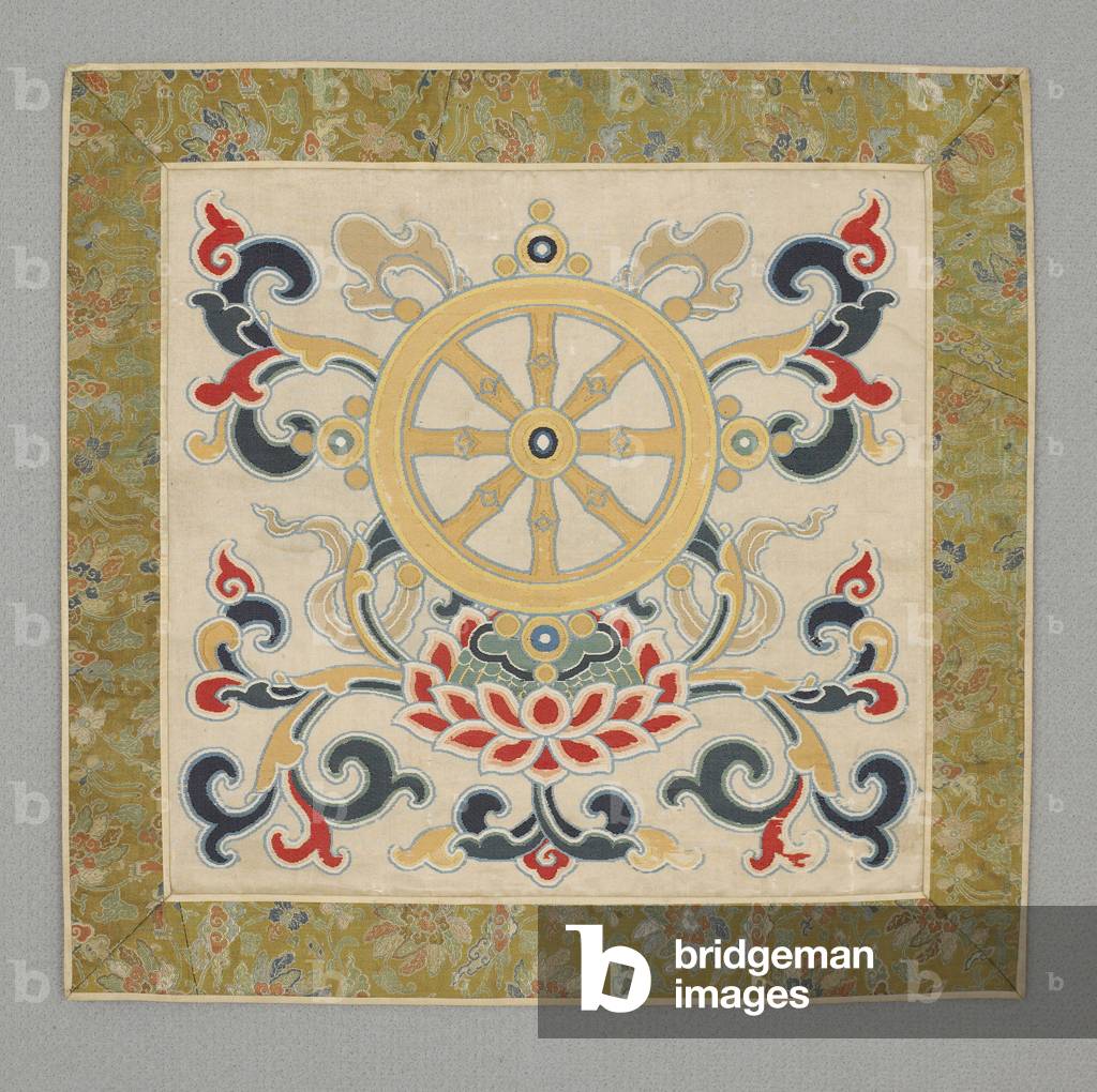 Eight Buddhist precious things, Wheel of the
Law, 17th century (compound and satin woven silk)