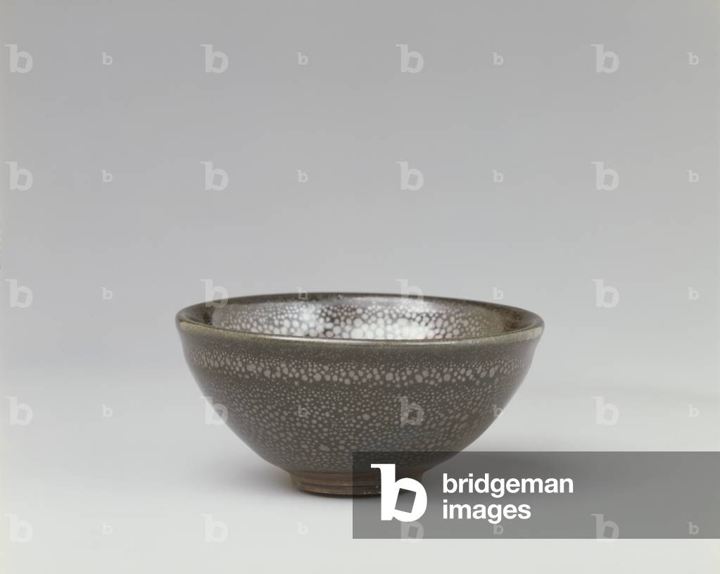 Tea bowl with oil-spot decoration, 12th -13th (Stoneware with glaze)