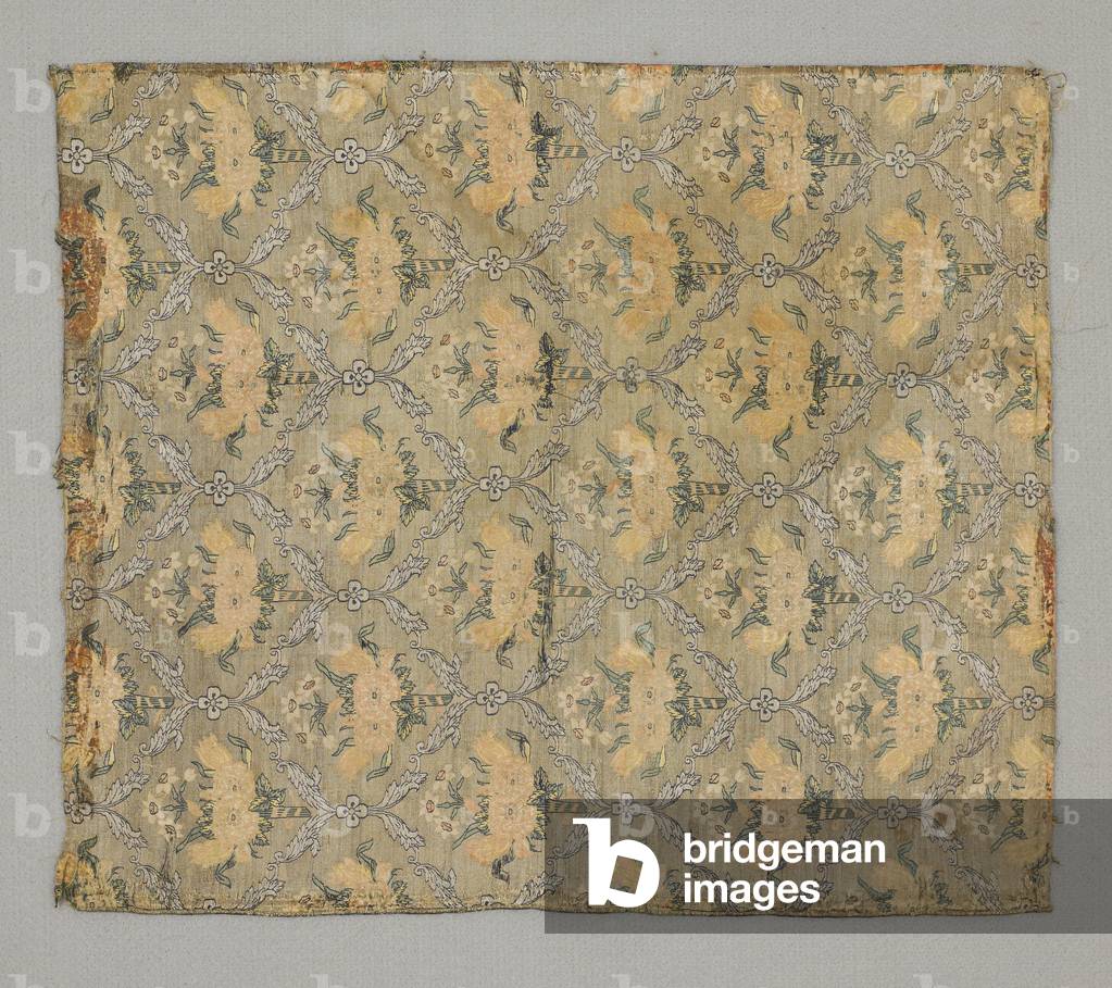 Fragment, floral ogival repeat, 16th century (Brocade)