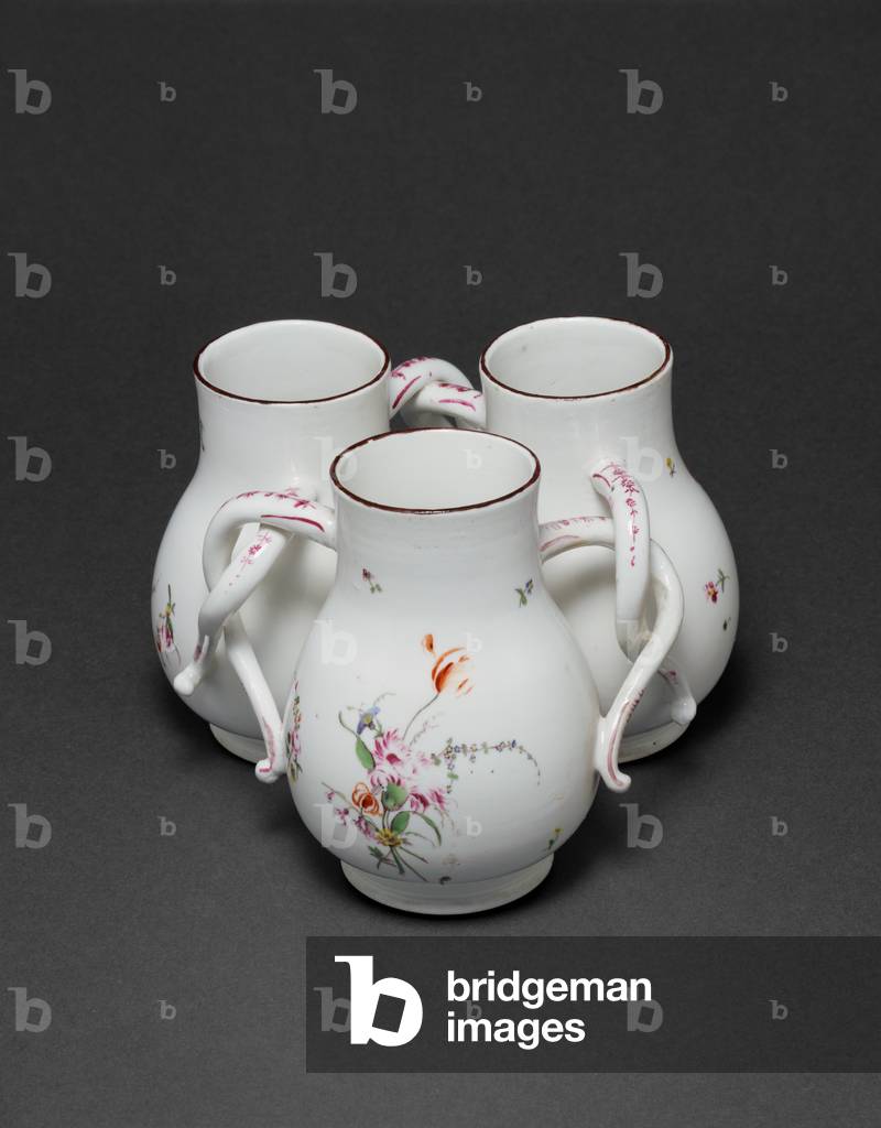 Triplicate vase, c.1755 (Hard paste porcelain)